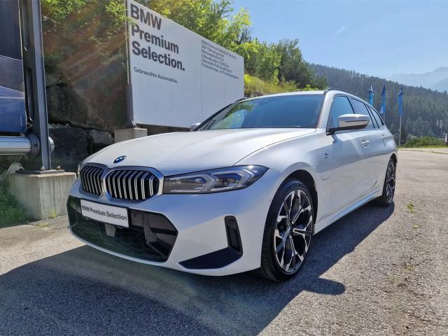 BMW 330 330e xDrive