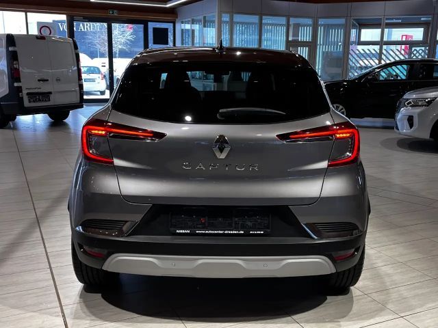 Renault Captur TCe 140 Techno