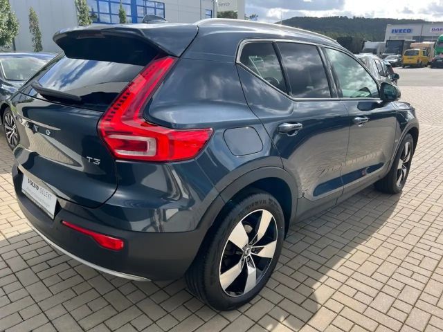 Volvo XC40 Momentum T3