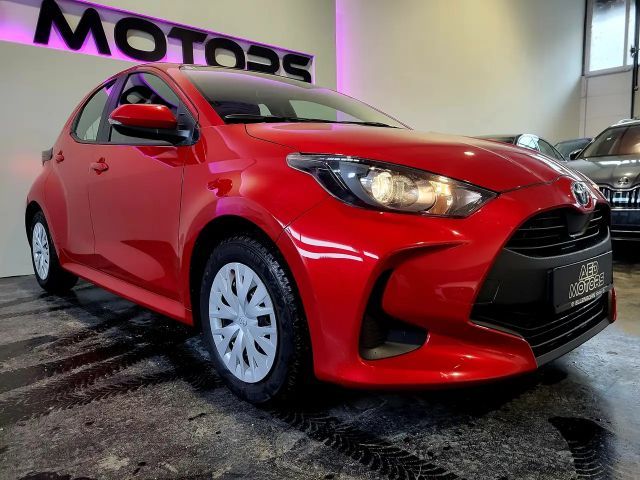 Toyota Yaris Basis Hatchback Hybride