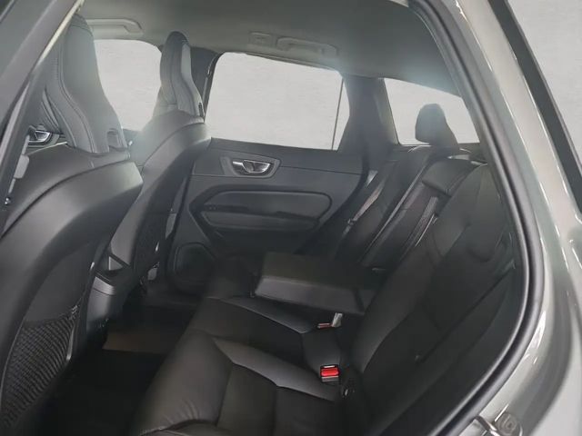 Volvo XC60 AWD Core