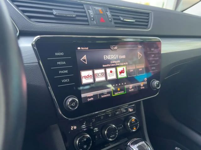 Skoda Superb 1.4 TSI Ambition Combi iV