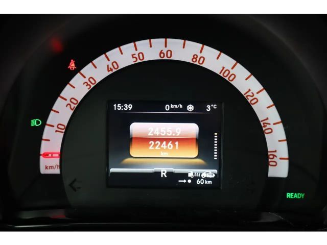 Smart EQ fortwo JBL