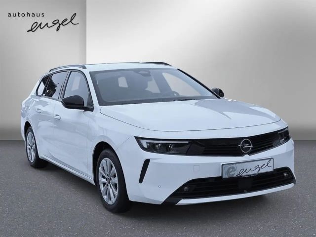 Opel Astra 1.2 Turbo Sports Tourer