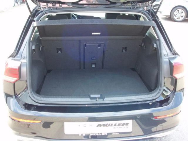 Volkswagen Golf Active 1,5 TSI 6-Gang LED/NAVI//AHK