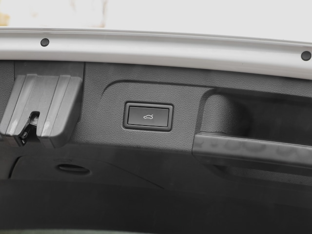 Volkswagen Touran DSG IQ.Drive R-Line