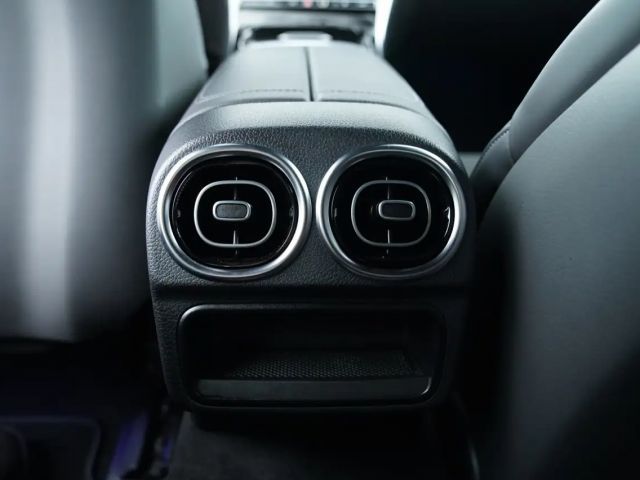 Mercedes-Benz CLE 200 4MATIC AMG Line