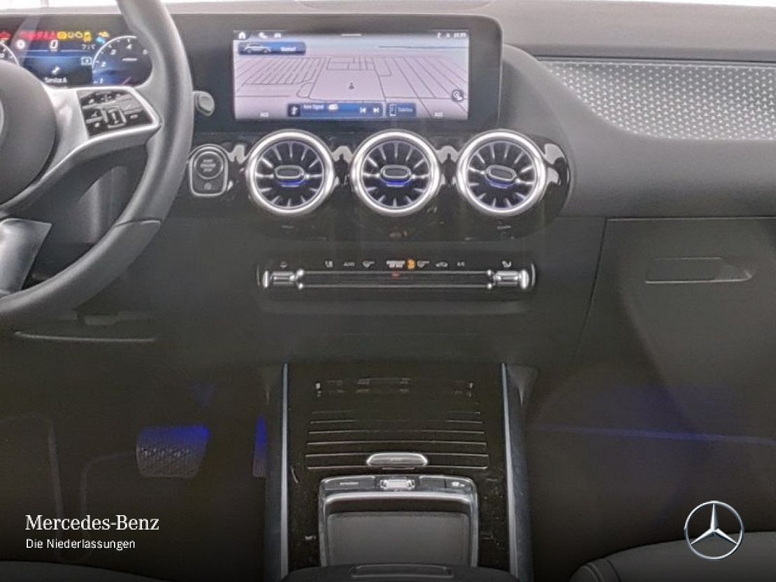 Mercedes-Benz GLA 180 GLA 180