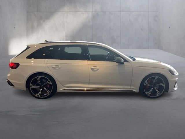 Audi RS4 Avant
