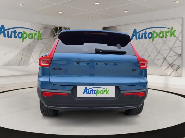 Volvo XC40 Dark Plus