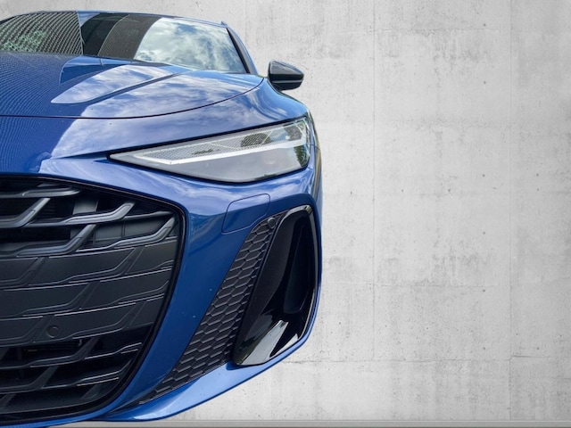 Audi A6 Avant Quattro S-Tronic