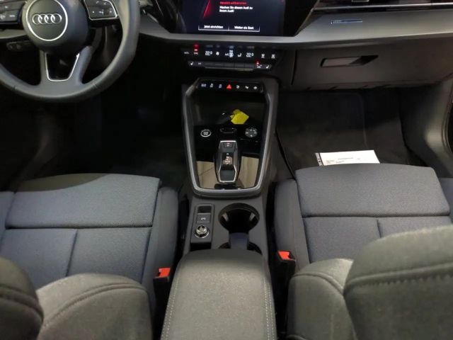 Audi A3 35 TFSI S-Tronic Sedan