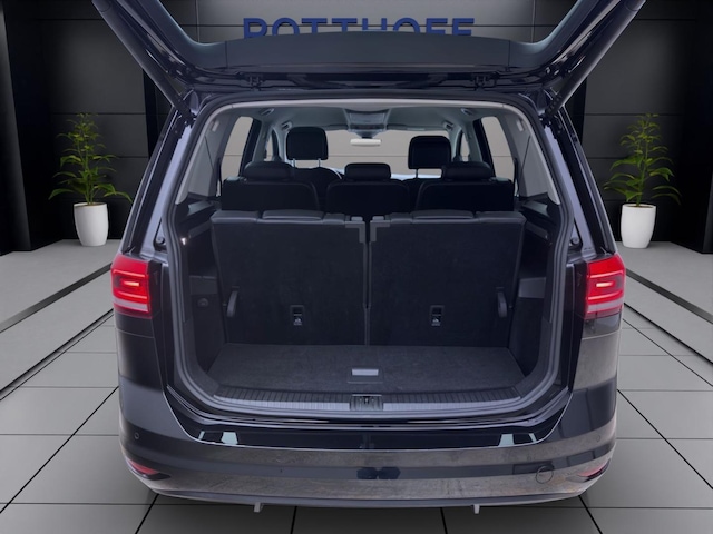 Volkswagen Touran 1.5 TSI DSG IQ.Drive