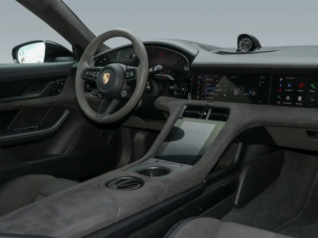 Porsche Taycan GTS Sport Turismo