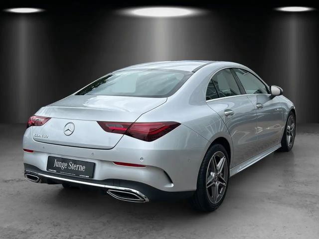 Mercedes-Benz CLA 180 AMG Line Coupé