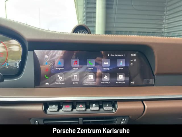 Porsche 992 4 Coupé GTS Targa