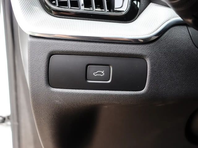 Volvo XC60 Dark Plus