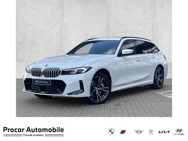 BMW 330 330e M-Sport Touring xDrive