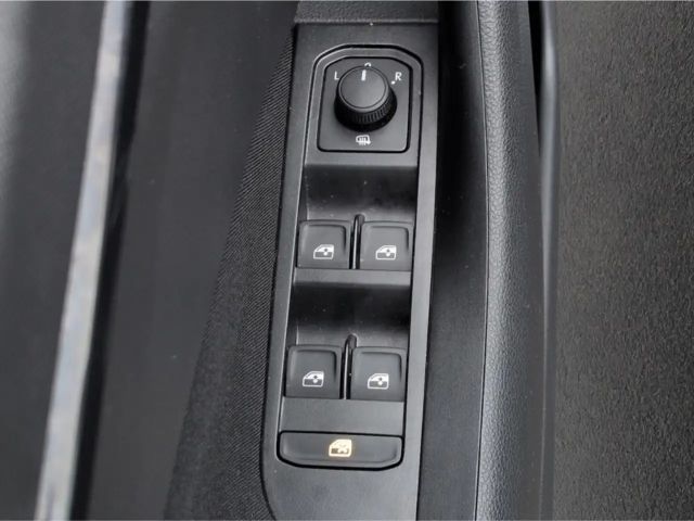 Skoda Scala Essence TSI*DSG LED SHZ Tempo digCockp PDC