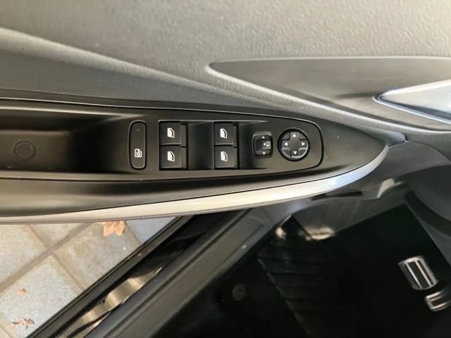 Opel Grandland X 1.2 Turbo