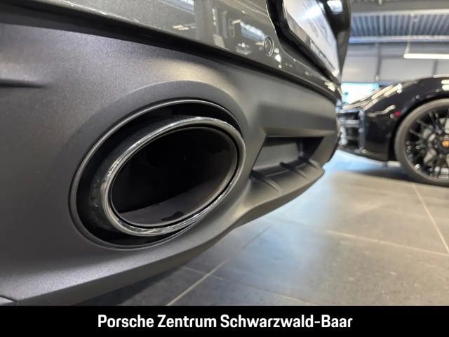 Porsche 992 4 Carrera Coupé GTS