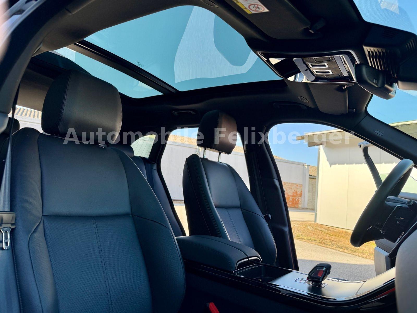 Land Rover Range Rover Velar D300 Dynamic SE