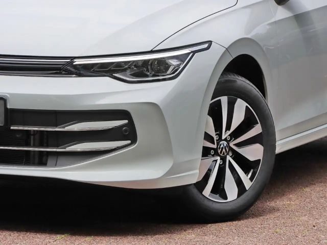 Volkswagen Golf 1.5 eTSI DSG Golf VIII