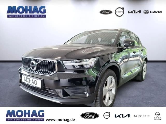 Volvo XC40 Momentum