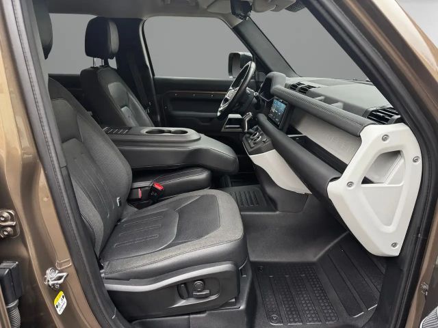 Land Rover Defender 2.0 110 D240 SE