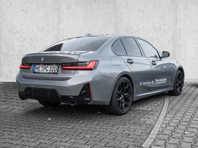 BMW 320 320i M-Sport Sedan