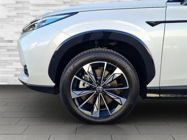 MG HS Luxury