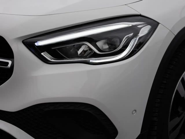 Mercedes-Benz GLA 200 Progressive