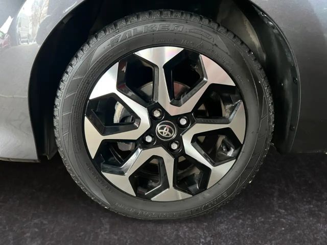 Toyota Aygo Hatchback Play Team D X-play