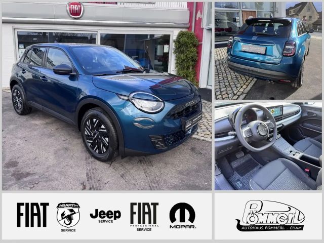 Fiat 600e Hybrid 125-Jahre-Edition 100 kW (136 PS)