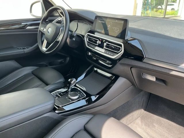 BMW X3 xDrive30e