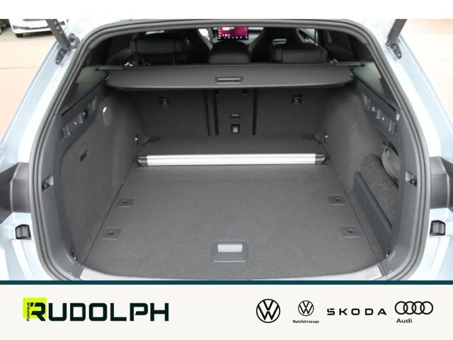 Skoda Superb 2.0 TDI Combi Sportline iV