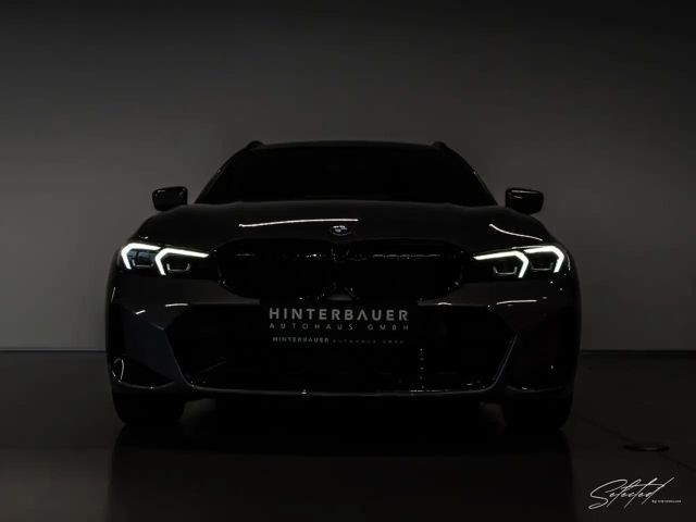 BMW 320 320e M-Sport xDrive