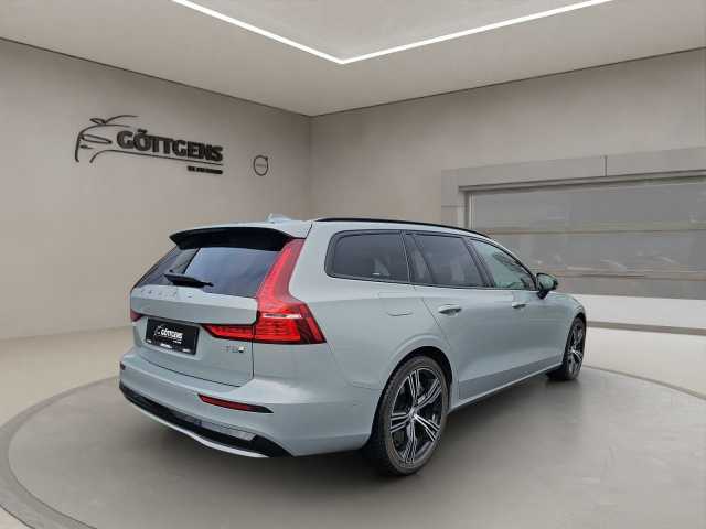 Volvo V60 Dark Plus T8