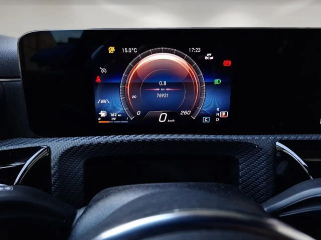 Mercedes-Benz A 200 Aut./LED/Panorama/AHK/Navi/Kamera/SHZ/1.Besitz