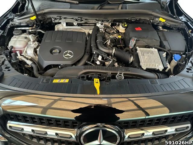 Mercedes-Benz GLA 200 +EDITION+NIGHT+AHK+MULTIBEAM+PANO+