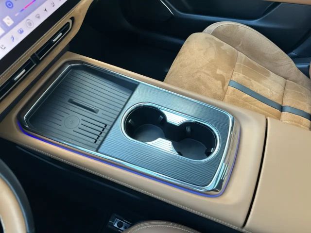 Mazda 6e Plus Takumi