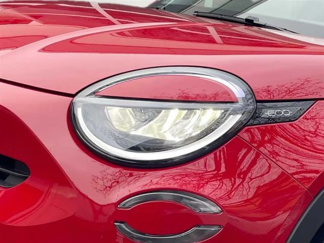 Fiat 600e 1.2 Mild-Hybrid Rückfahrkamera*PDC vorne u. hinten