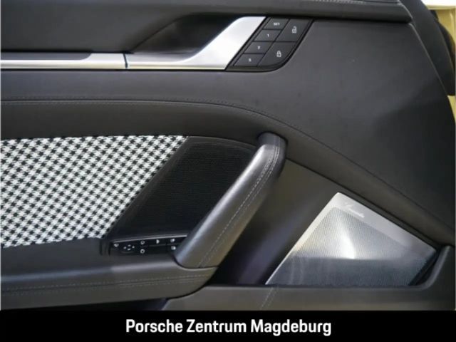 Porsche 992 Cabrio S Turbo