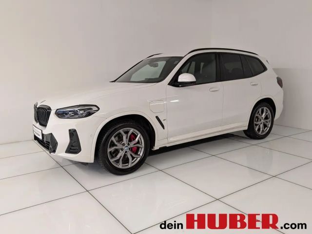 BMW X3 xDrive30e