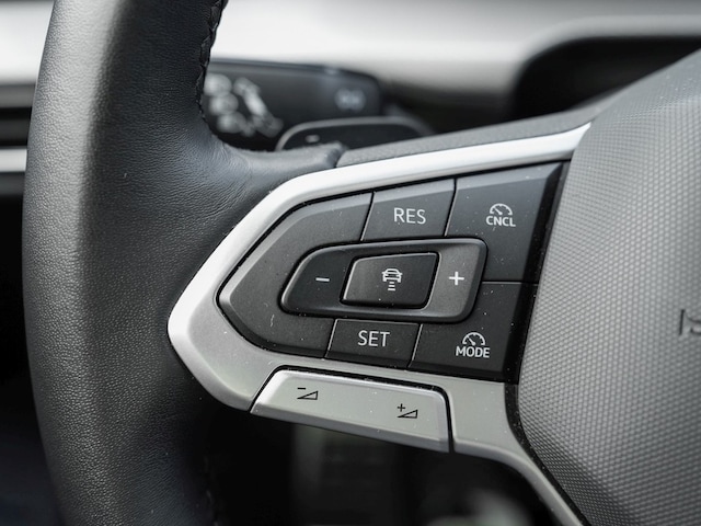 Volkswagen Golf 1.5 eTSI DSG