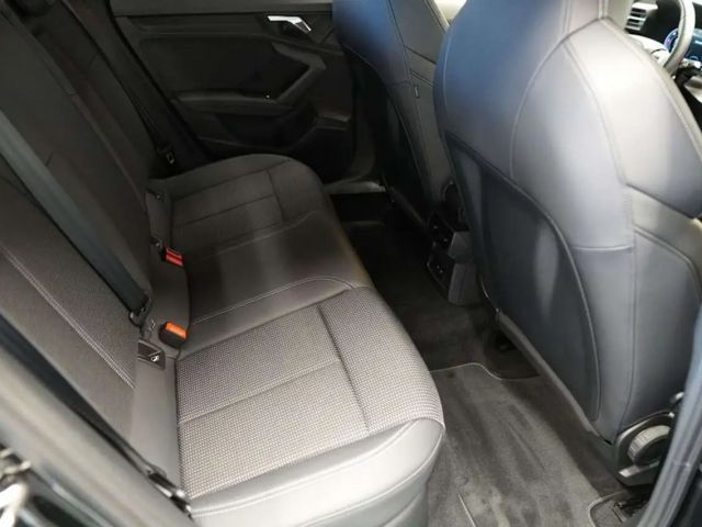 Audi A3 30 TDI S-Tronic Sedan