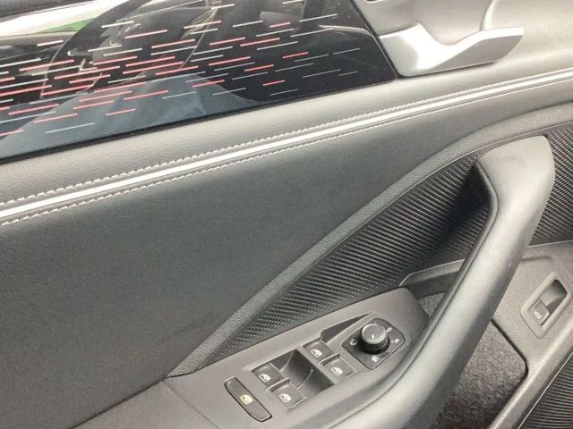 Volkswagen Passat 2.0 TDI Business DSG Variant