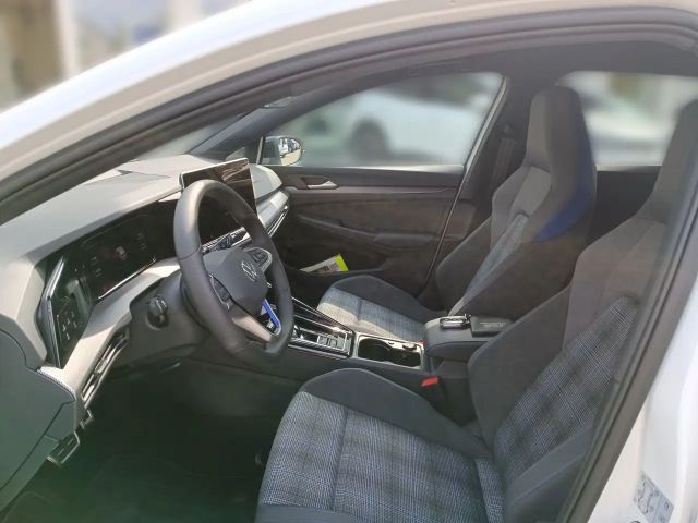 Volkswagen Golf 1.5 TSI GTE eHybrid