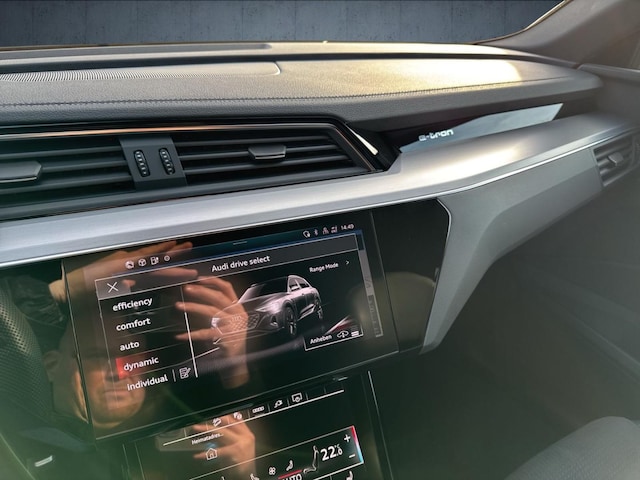 Audi Q8 e-tron 55 Quattro S-Line