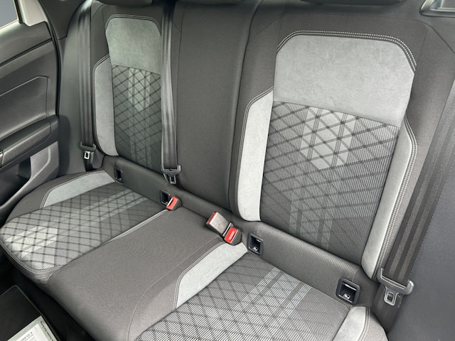 Volkswagen Taigo 1.0 TSI DSG R-Line